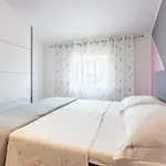 Kijara 아파트 크리크베니카