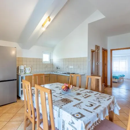 Kijara * Цриквеница